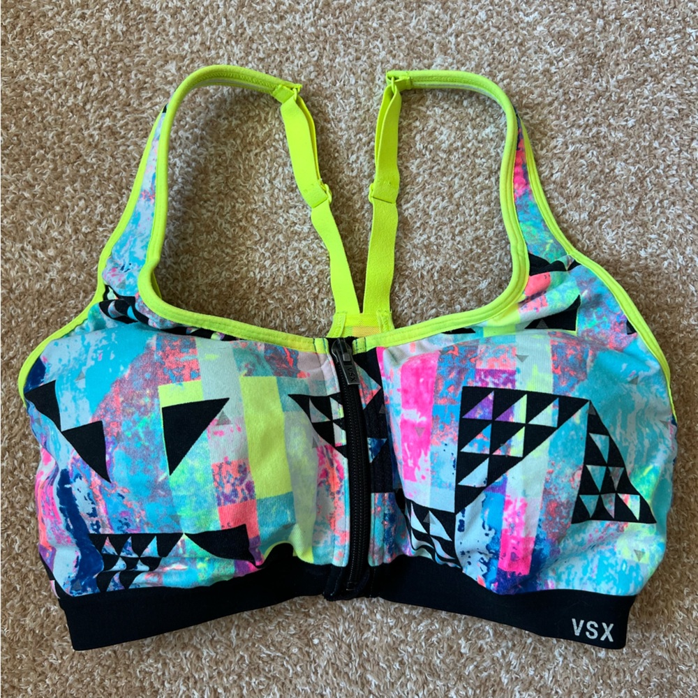 Victoria’s Secret Knockout High-Impact Front-Close Sports Bra